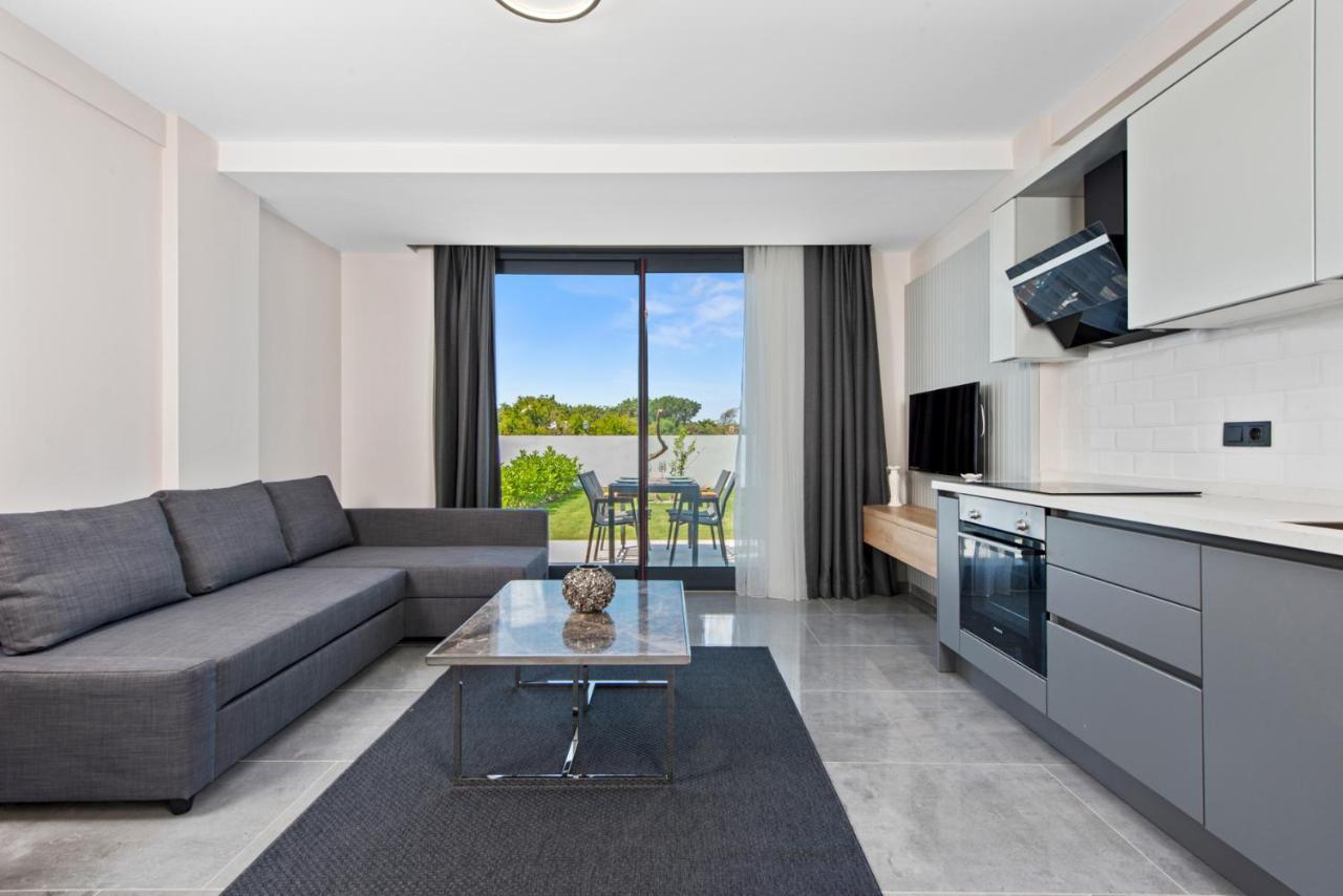 Kadagan Suites Ayasaranda Çeşme Exterior foto